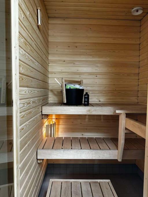 2 Hengen Unikkosuite Rovaniemi Exteriör bild